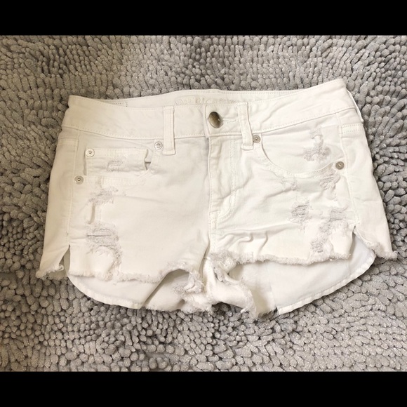 American Eagle Shorts White Distressed - Picture 4 of 5